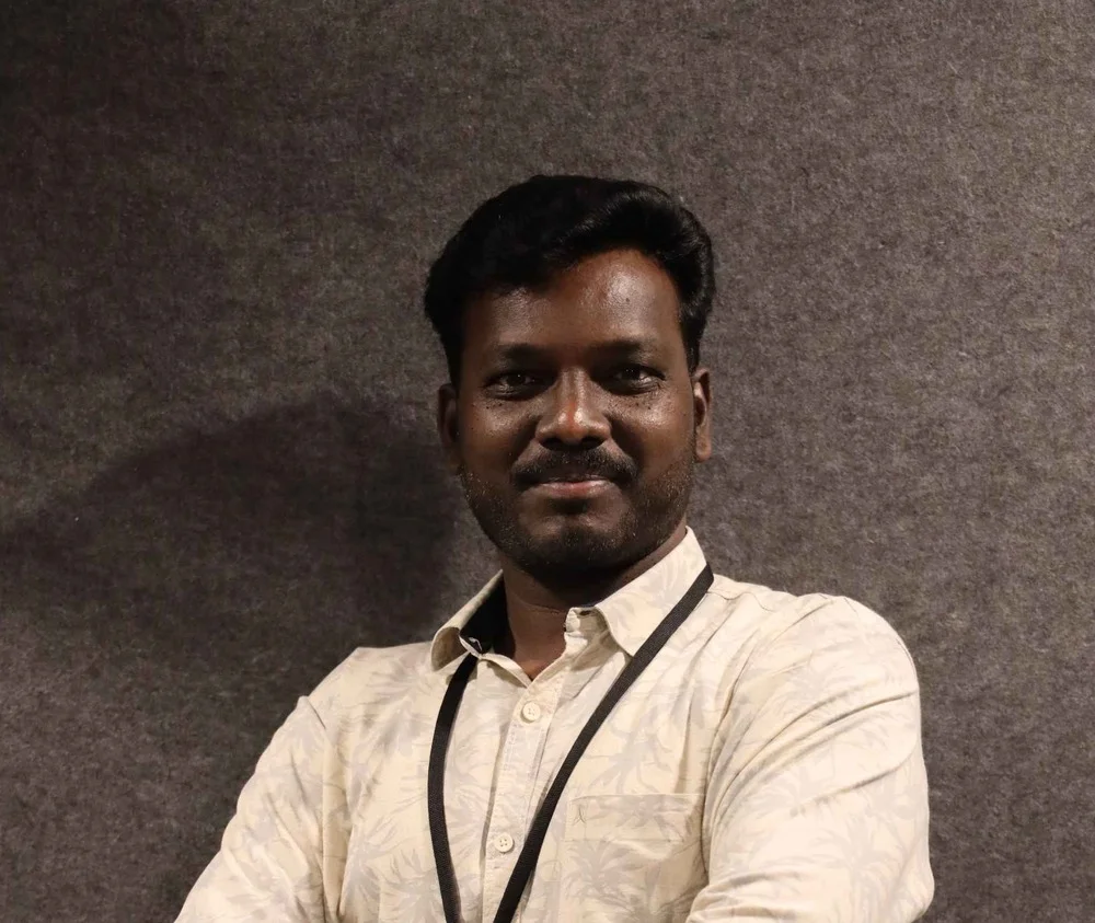 Tamilnesan  
