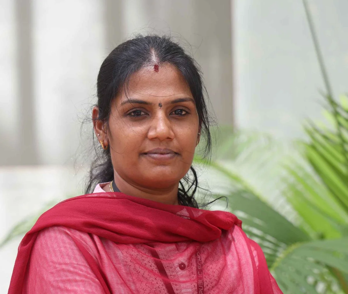 Menakambal  
